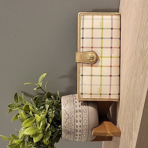 Coach Handbags - Coach Leather Wallet Card Holder Full Size